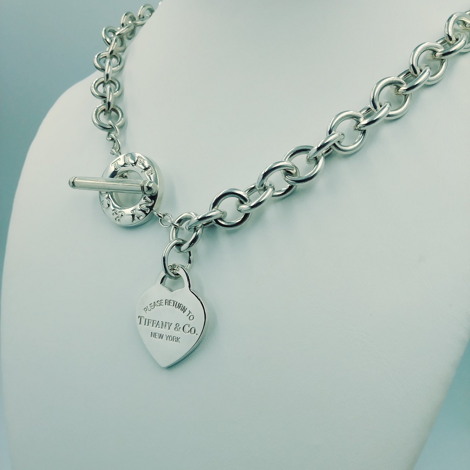 Vintage Authentic Tiffany & Co Toggle Heart Tag Necklace Sterling Silver 16