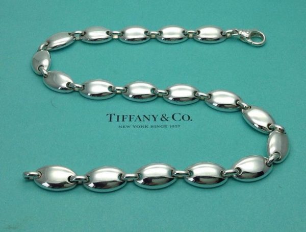Tiffany & Co. PEBBLE LINK OVAL BRACELET