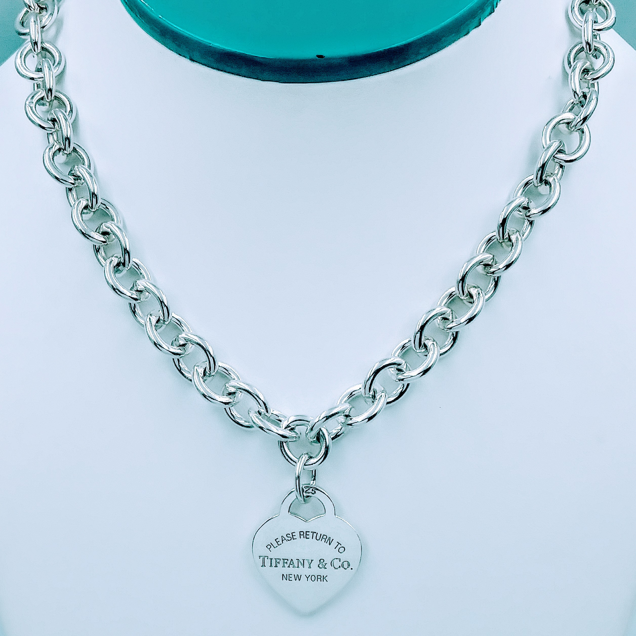 Necklace Tiffany & Co Silver in Not specified - 25658076